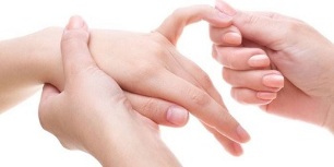causas de dolor en las articulaciones de los dedos